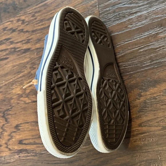 Converse Navy and Tan Sneakers, Women’s Sz 9 - Picture 11 of 13